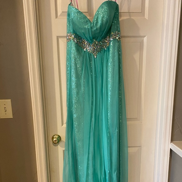 Prom dress